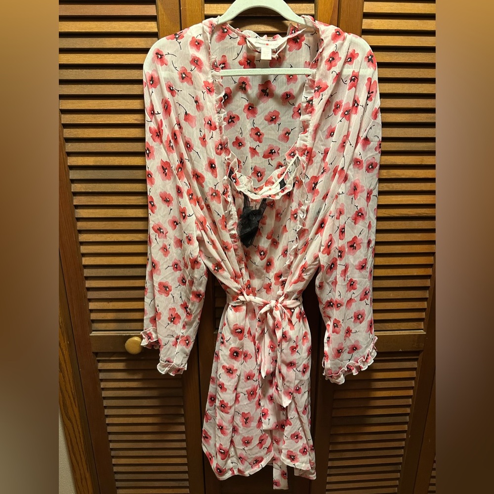 Vintage plus size nightgown.